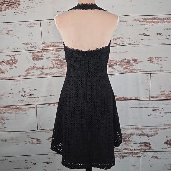 Belle by Badgley Mischka Sophia Eyelet Halter Mini Dress Black Size 10 - Picture 3 of 10